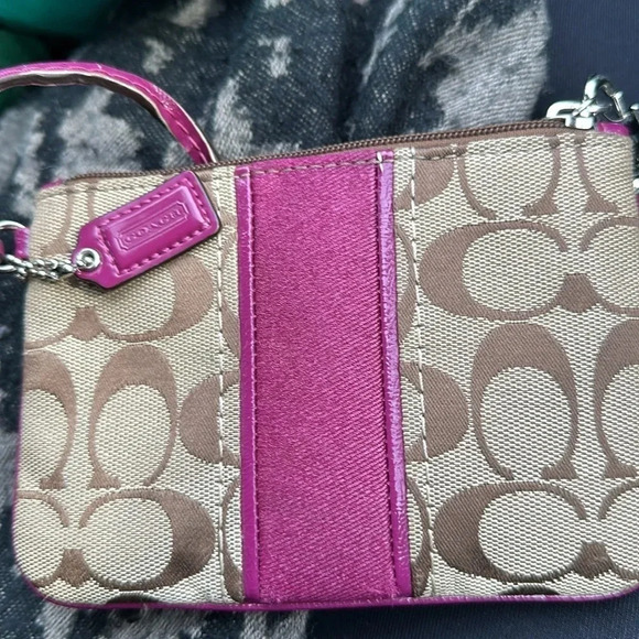 Coach monogram  Wristlet - Picture 6 of 7